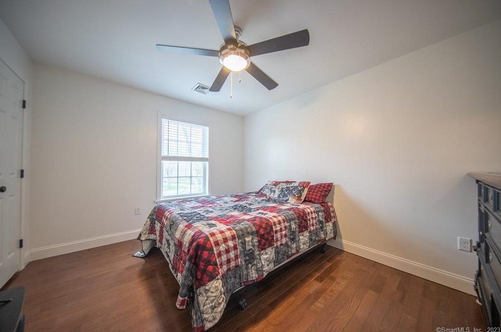 511 Thompson, Thompson, CT 06277