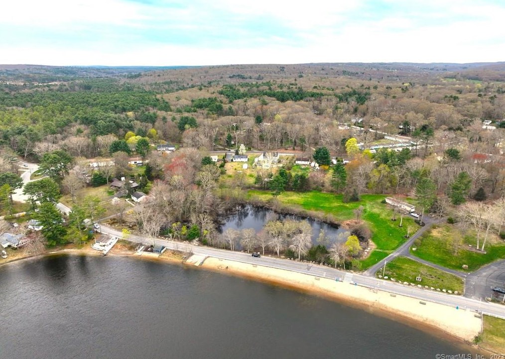 245 Lake St, Moosup, CT 06354