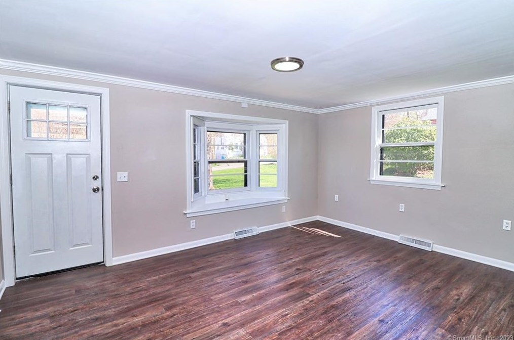 51 White St, Watertown CT  06795-1603 exterior