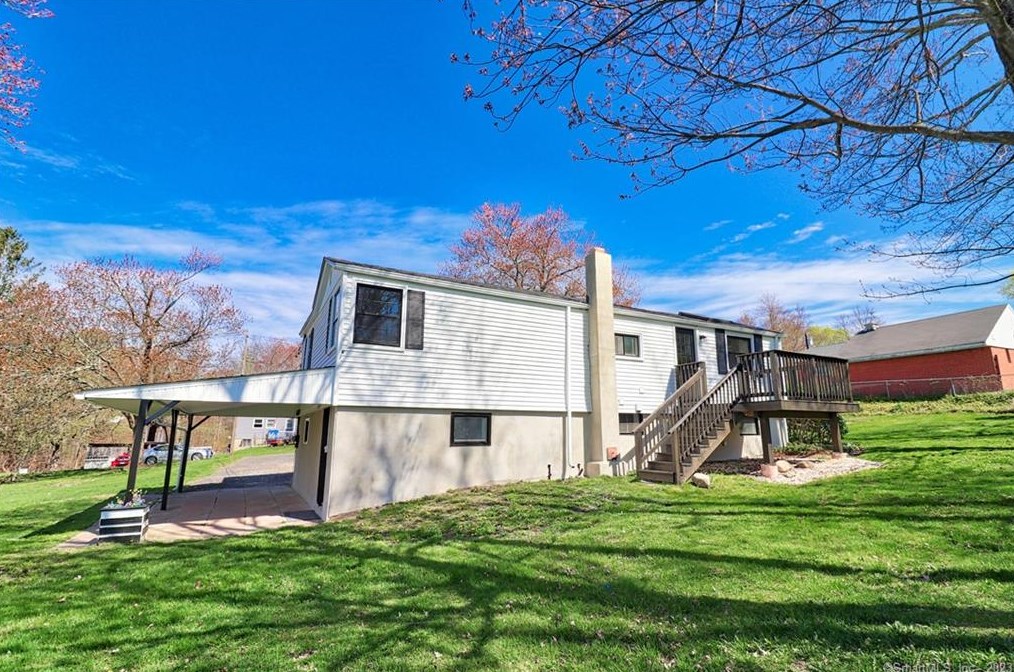 51 White St, Watertown CT  06795-1603 exterior