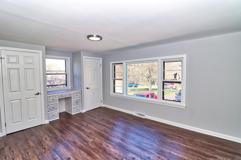 51 White St, Watertown CT  06795-1603 exterior