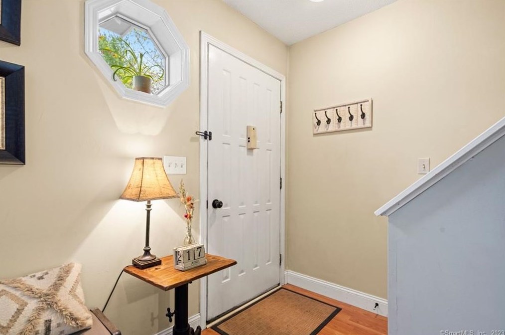 1 Abbott Rd #205, Ellington, CT 06029