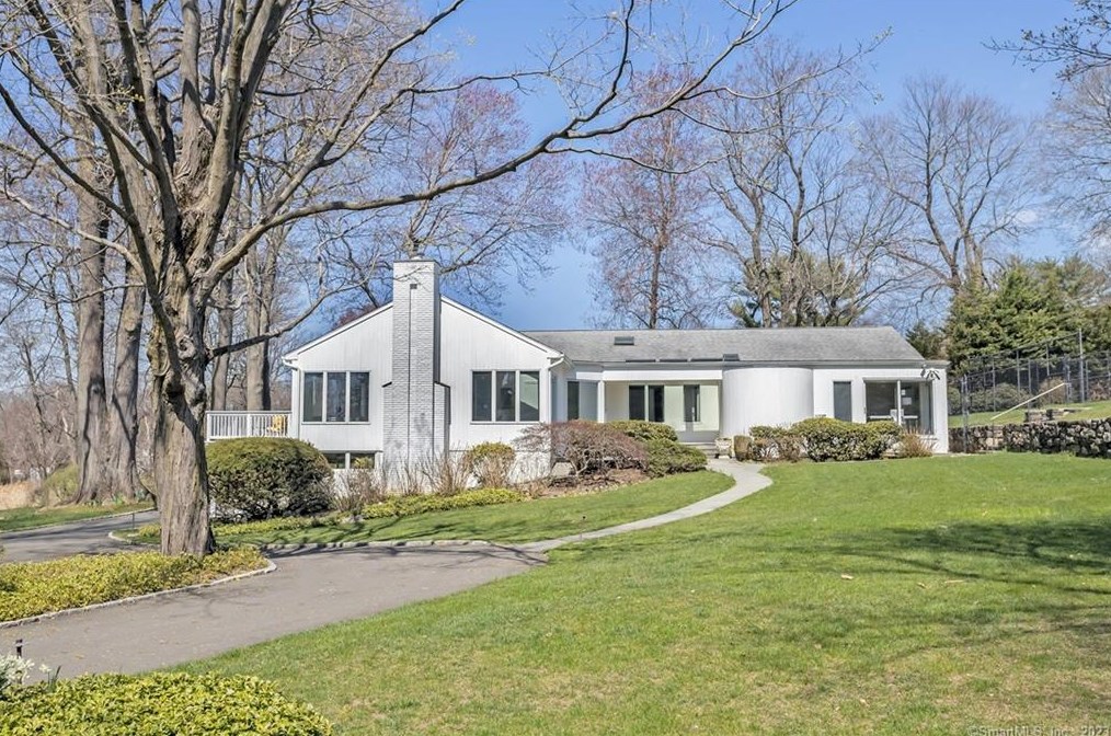 4 Windrose Way, Greenwich, CT 06830 exterior