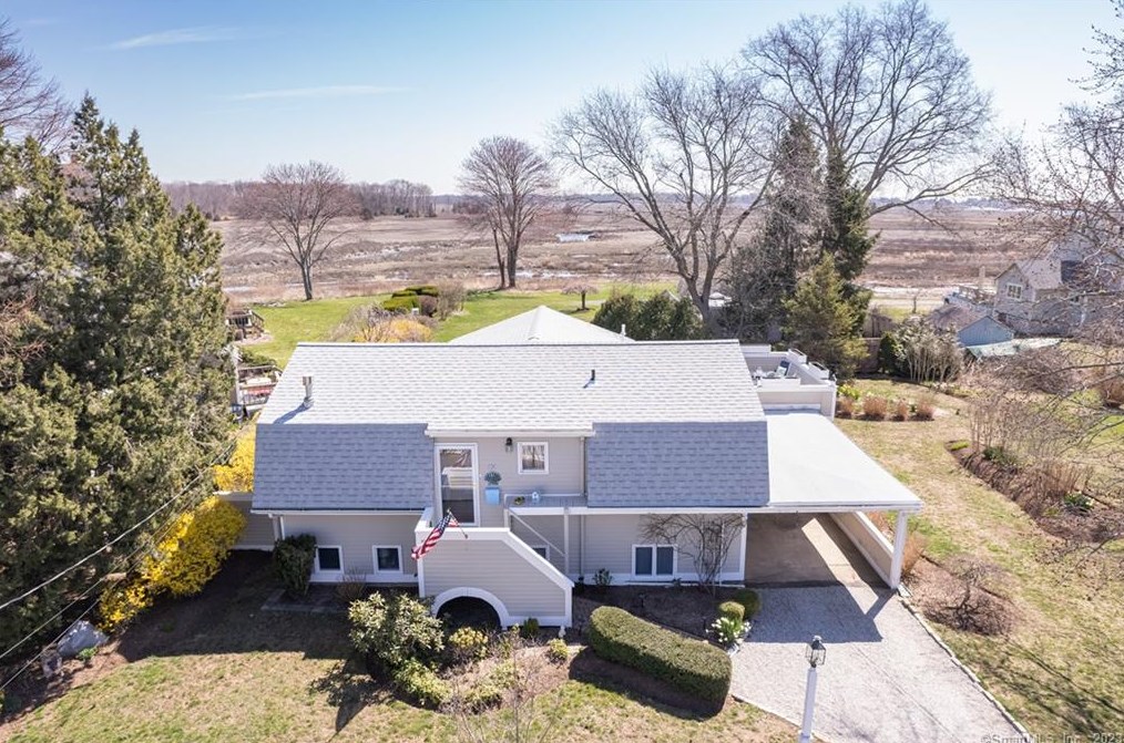 75 Seaview Ter, Guilford, CT 06437 exterior