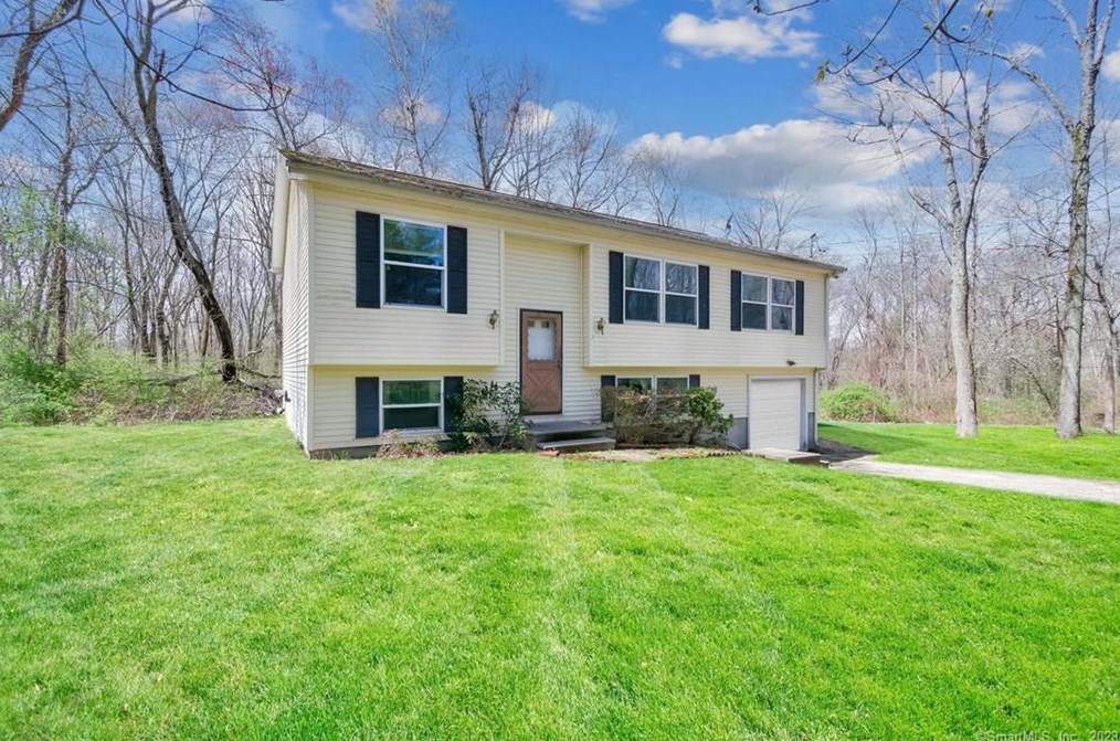 131 Drain St, North Windham, CT 06247