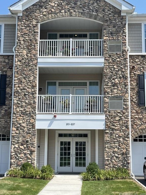 834 Brookside Ct Unit 834, Newtown, CT