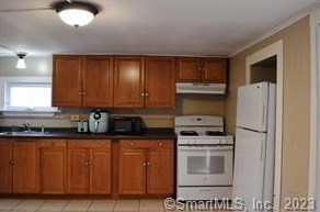 556 Old Colony Rd, Meriden, CT 06451