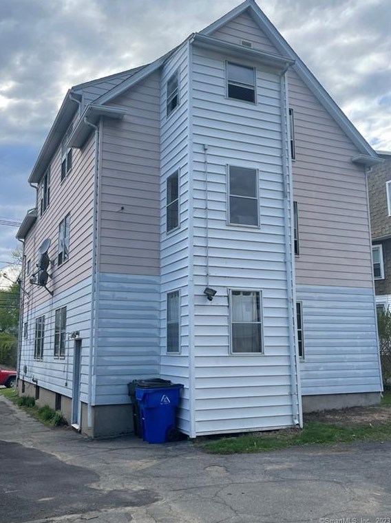 36 Oakwood Ave, Hartford, CT 06119