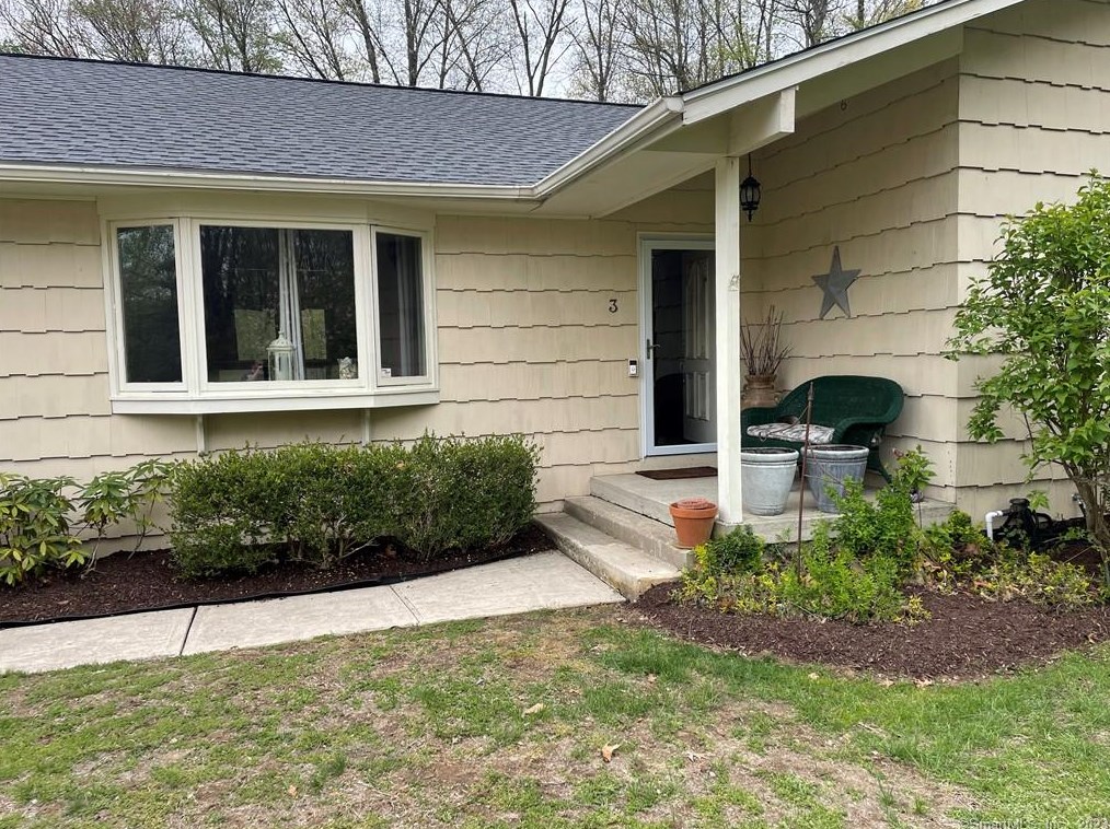 3 Tead Rd, Brookfield Center, CT 06804