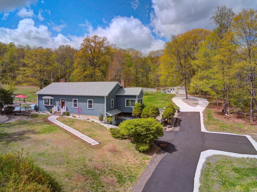 49 Mountain Rd, Durham, CT 06422