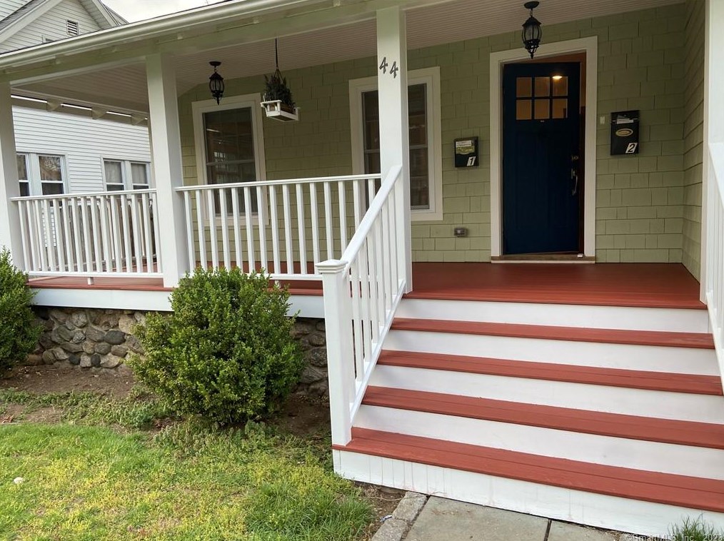 44 Lenox Ave #1, Stamford, CT 06906