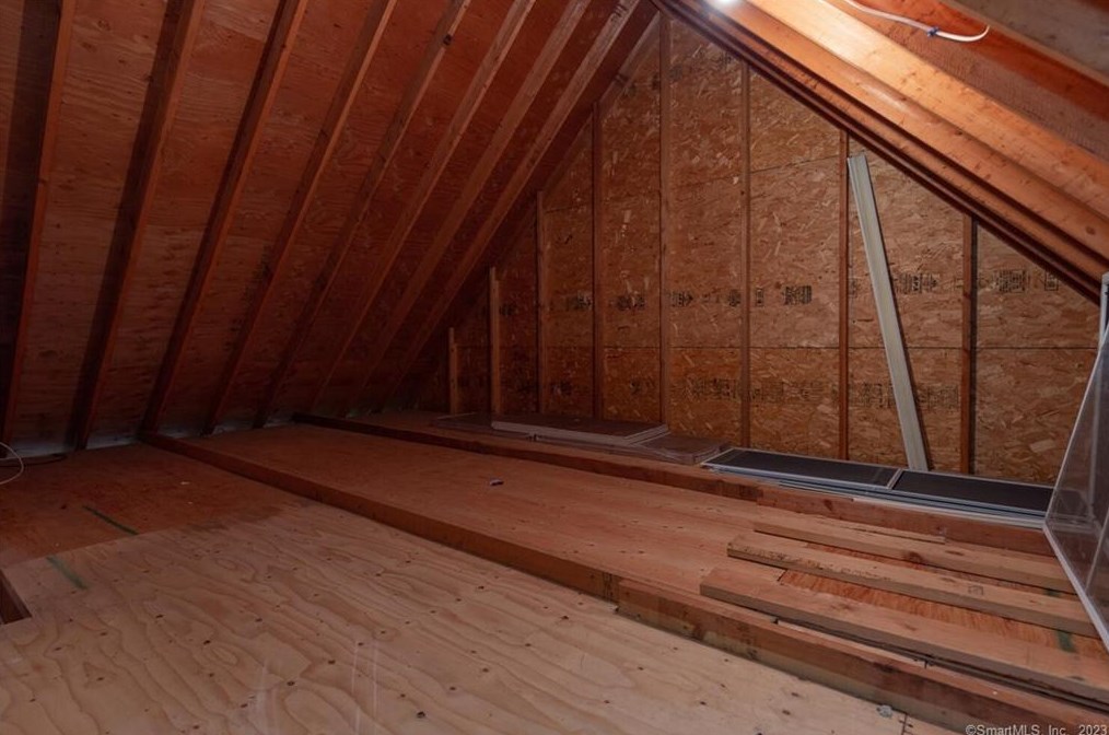 50 Fox Holw, Avon CT 06001-3694 exterior