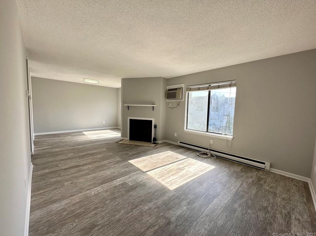 19 Somers St #f9, Danbury, CT 06810