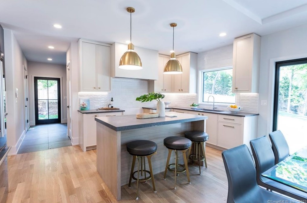 53 Reichert Cir, Westport, CT 06880