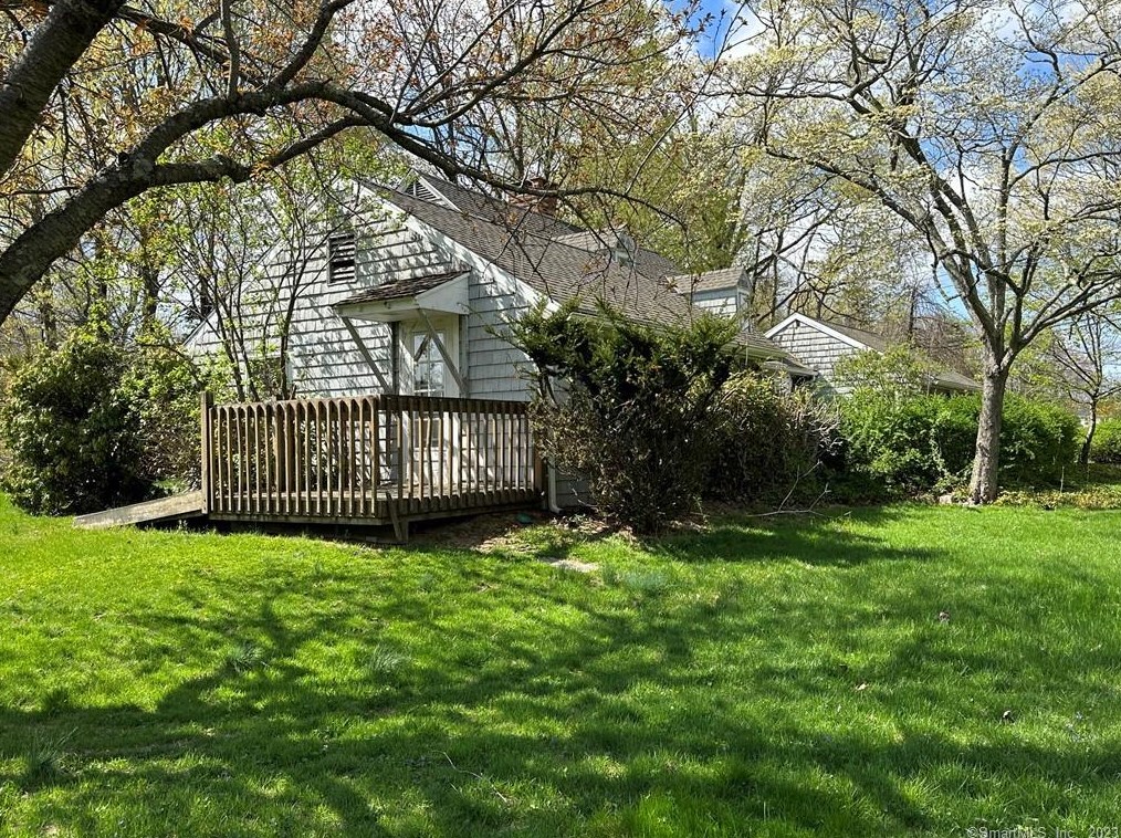 214 Berkshire Rd, Sandy Hook, CT 06482