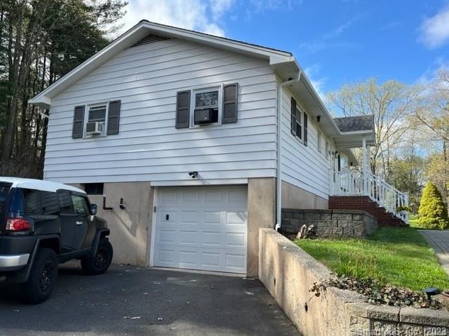 115 Perkins St, Bristol, CT 06010