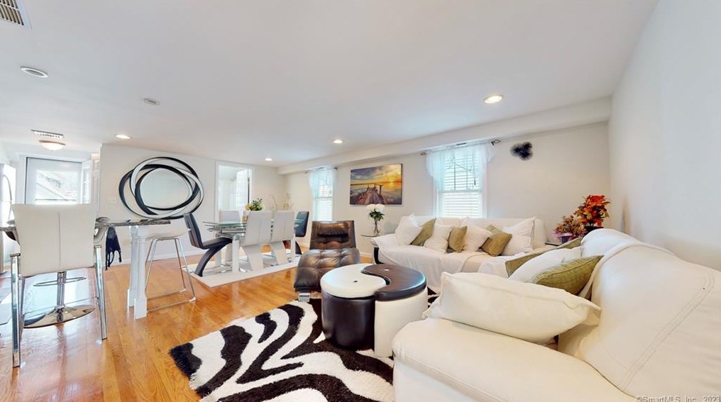 27 Wood Ave, Milford, CT 06460