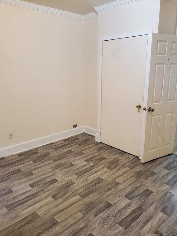 1 Lowndes Ave, Norwalk, CT 06854