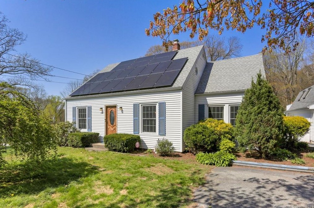 226 Fort Hill Rd, Groton, CT 06340