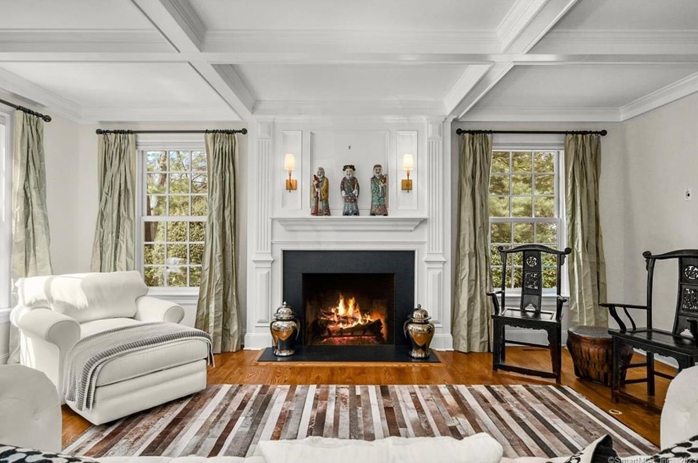 3 Buck Hill Rd, Westport CT  06880-1913 exterior