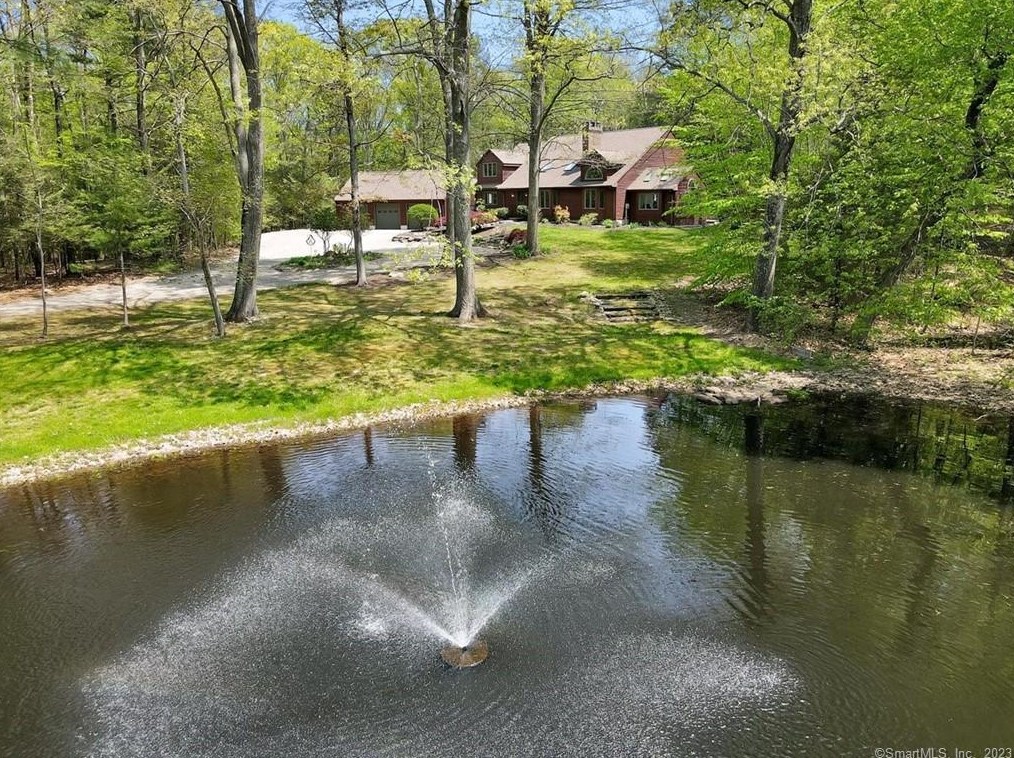 317 Wrights Mill Rd, Coventry, CT 06238