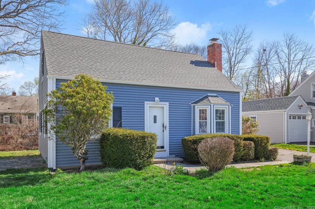 348 Highland Ave, Stratford, CT 06615