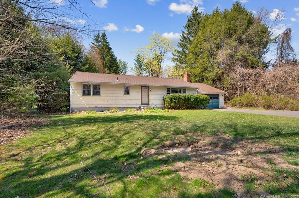 317 Merriman Rd, Windsor, CT 06095