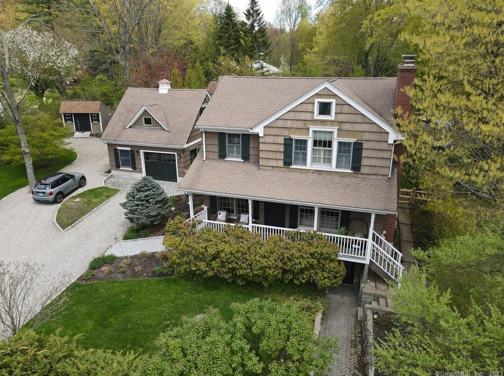60 Ball Pond Rd E, Danbury, CT 06812