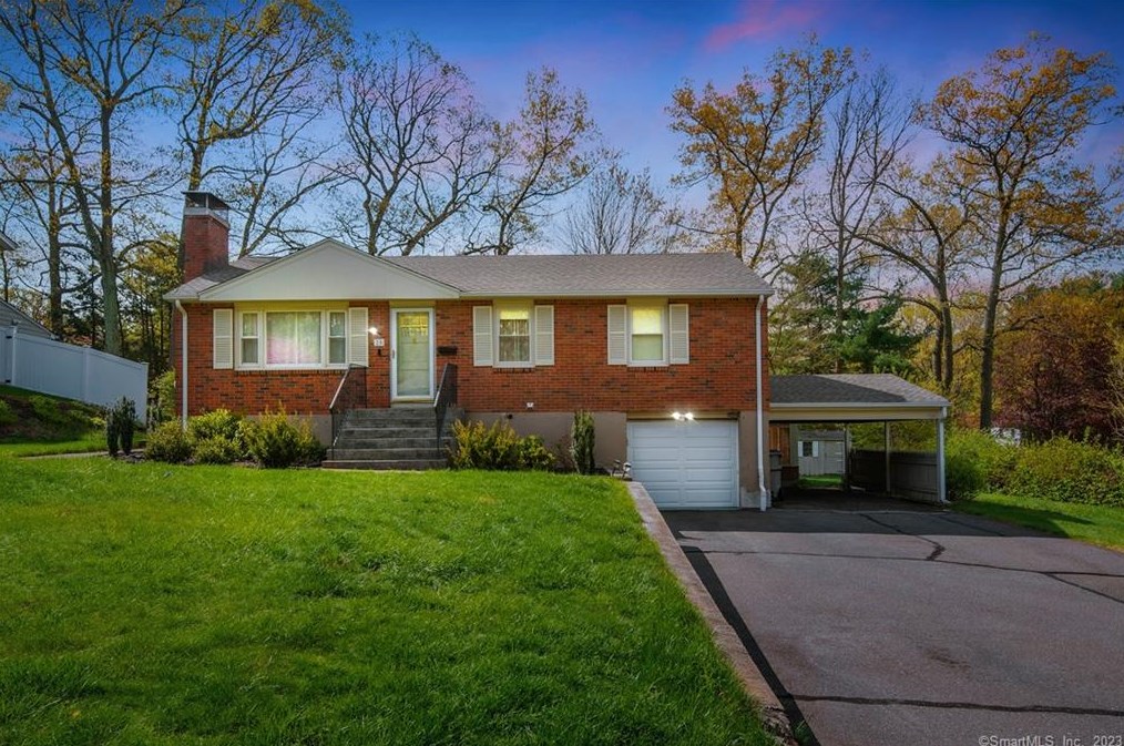 20 Yarde, Bristol, CT 06010