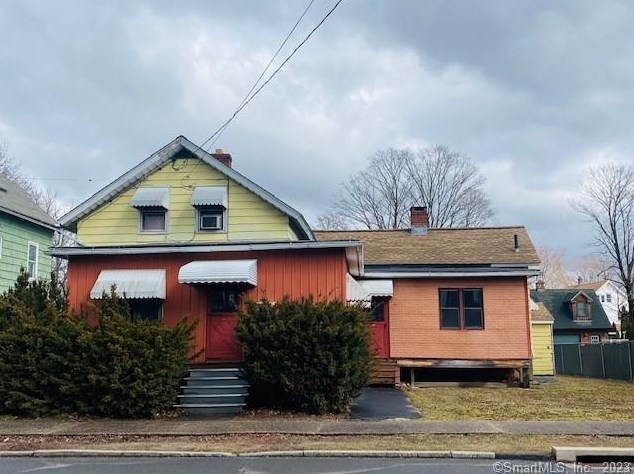 24 Christian St, Wallingford, CT 06492