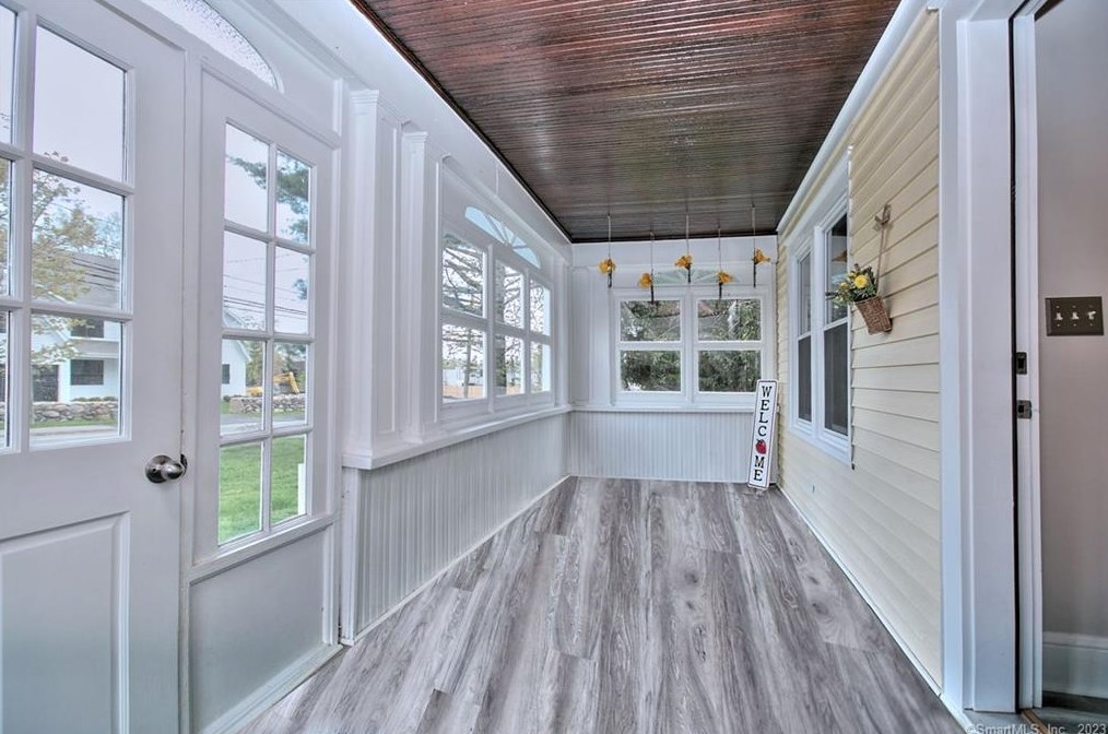 19 Maple Ave, Westport CT  06880-4131 exterior