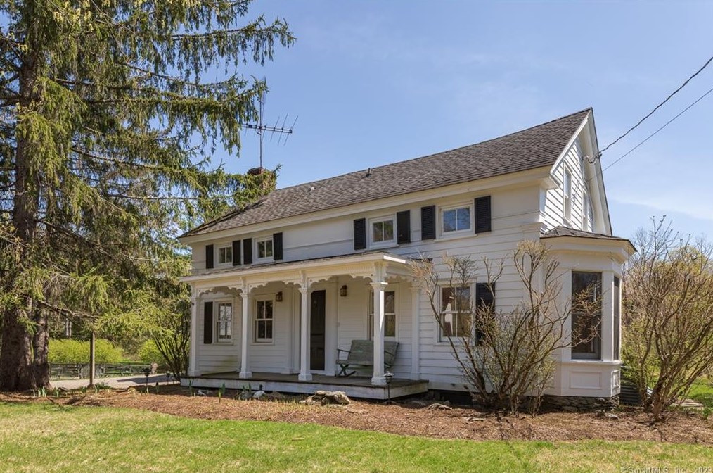 77 Craryville Rd, Craryville, NY 12521