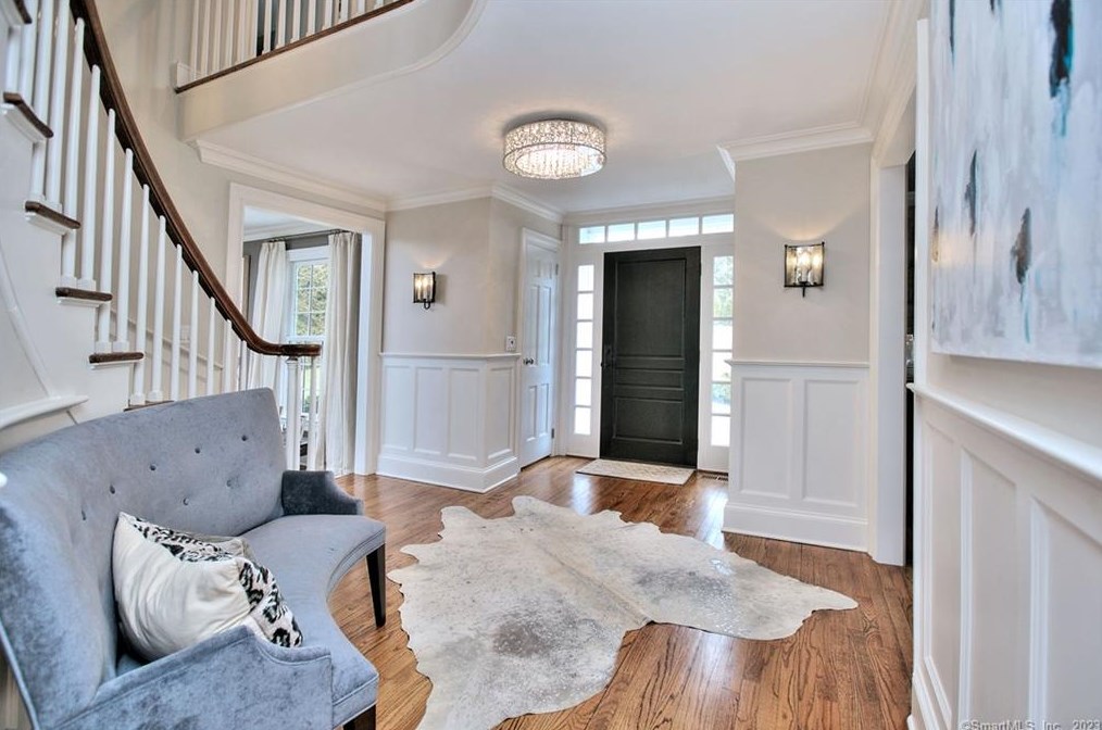 128 Dunning Rd, New Canaan, CT 06840