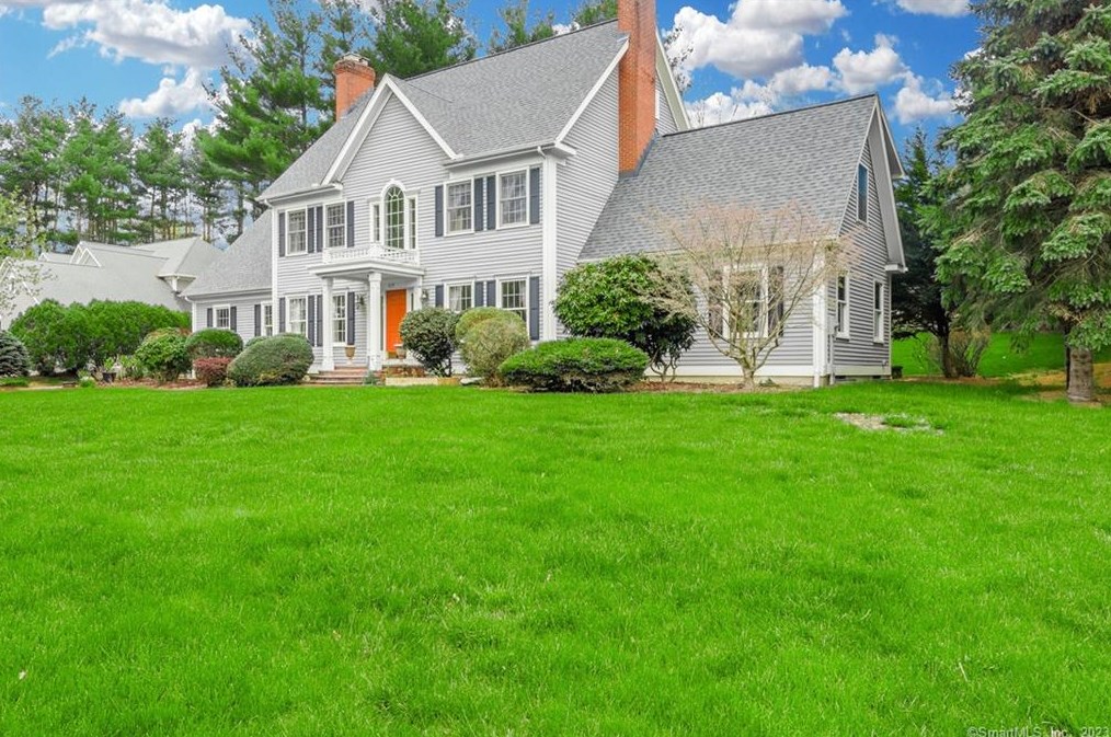 1579 Diamond Lake, Glastonbury, CT 06033