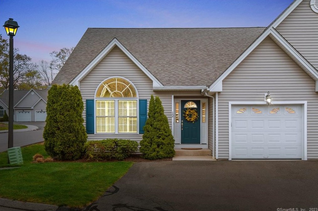 30 Prosperity Ct #12, Southington, CT 06489