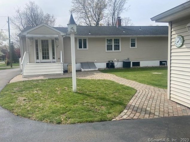 34 Old Kiln Rd, North Haven, CT 06473