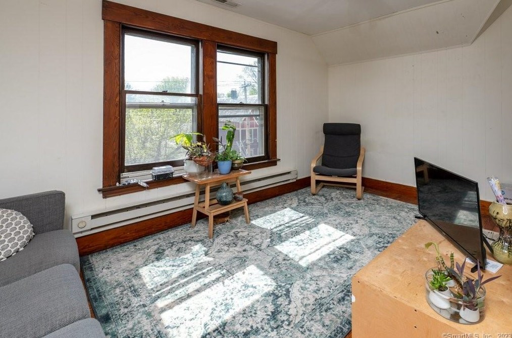 92 Lawrence St, New Haven CT 06525-2379 exterior