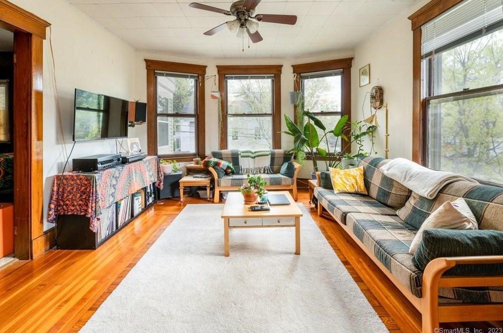 92 Lawrence St, New Haven CT 06525-2379 exterior