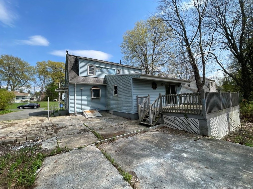 25 Canaan St, Hartford, CT 06112