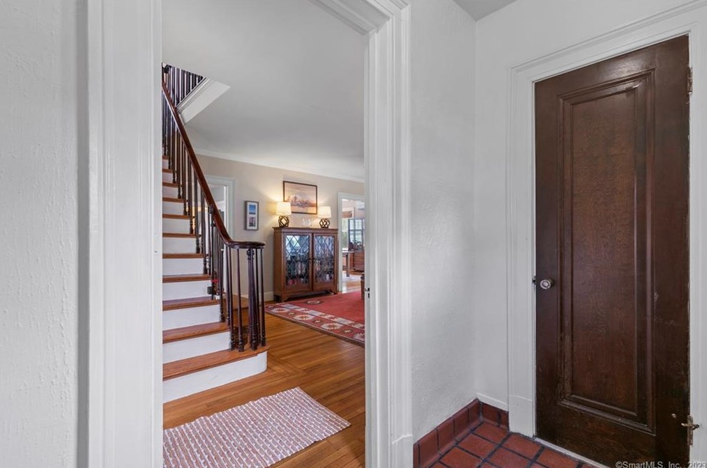 65 Spring Garden St, New Haven, CT 06517