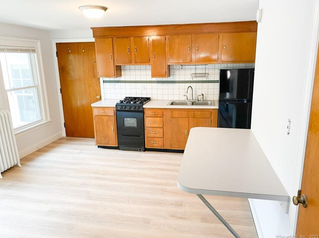 48 Clark St #2f, New Haven, CT 06511
