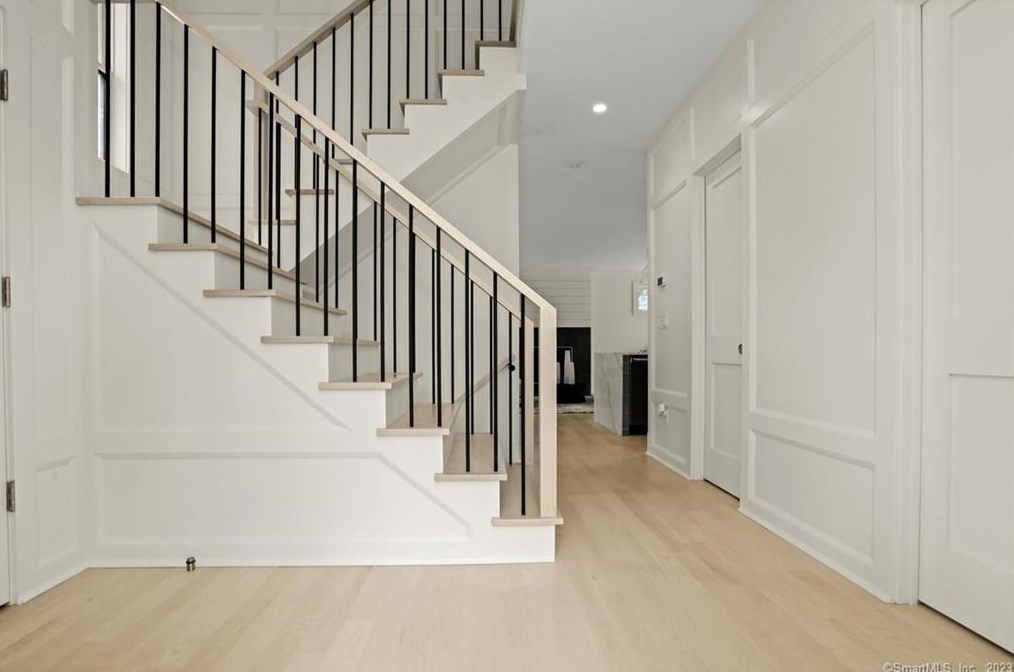 164 Forest St #2, New Canaan, CT 06840