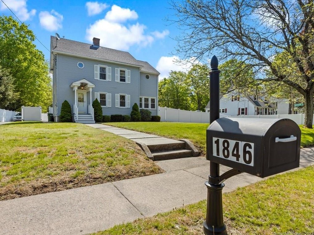 1846 Poquonock Ave, Windsor, CT 06095