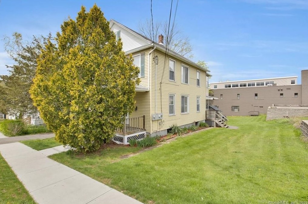 20 Cooley, Middletown, CT 06457