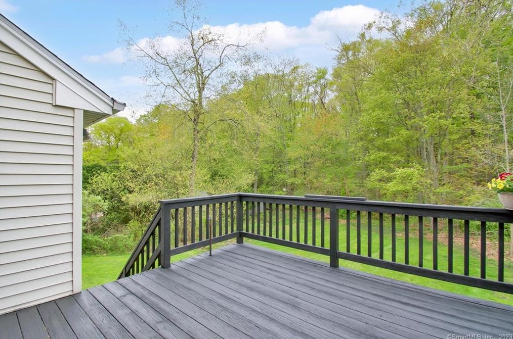 128 Bennett Rd, New Haven CT  06513-2004 exterior