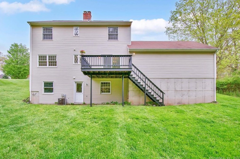 128 Bennett Rd, New Haven CT  06513-2004 exterior