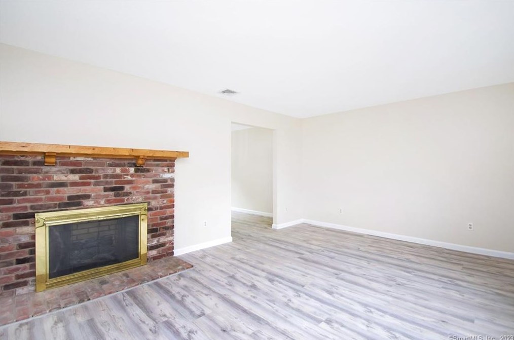 128 Bennett Rd, New Haven CT  06513-2004 exterior