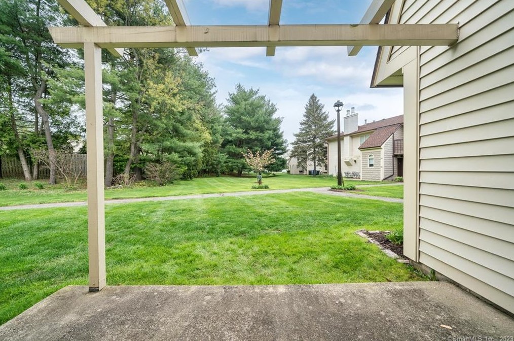 43 Little Oak #43, Rocky Hill, CT 06067