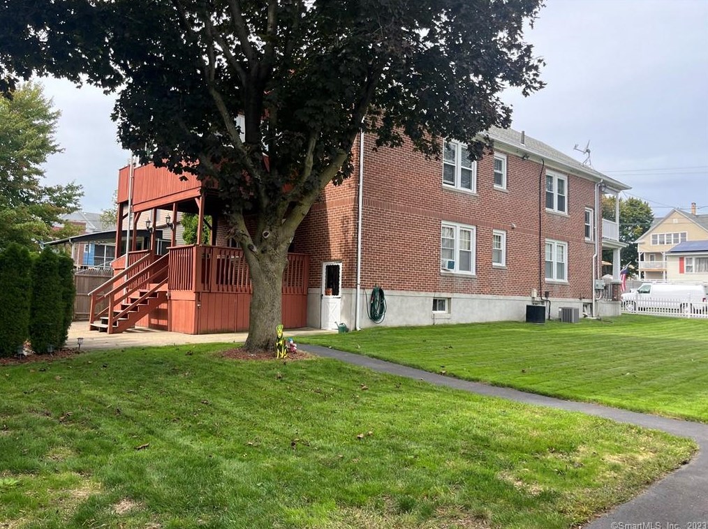 105 Hawthorne, Waterbury, CT 06708