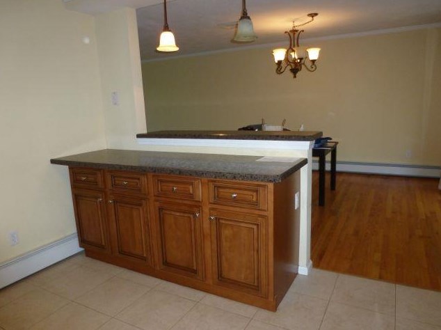 1970 Paradise Ave, New Haven CT  06518-2027 exterior